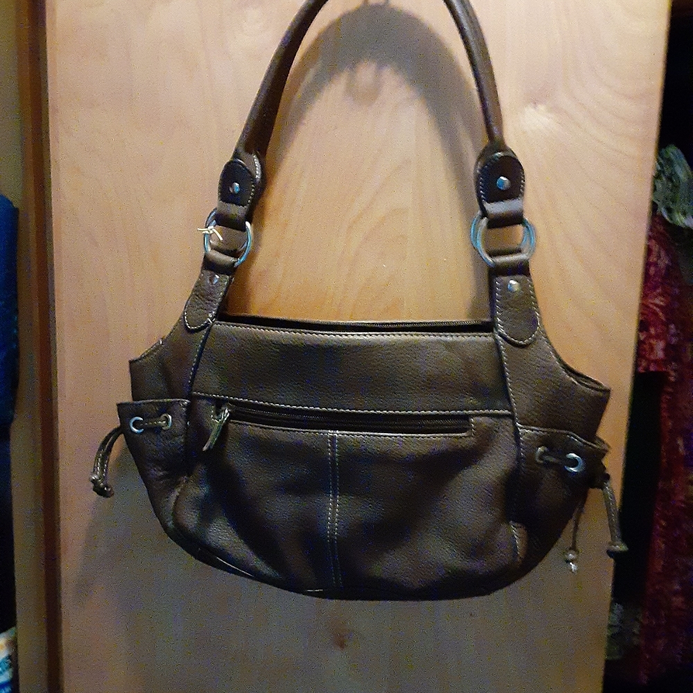 Purses - Picture 5 of 11